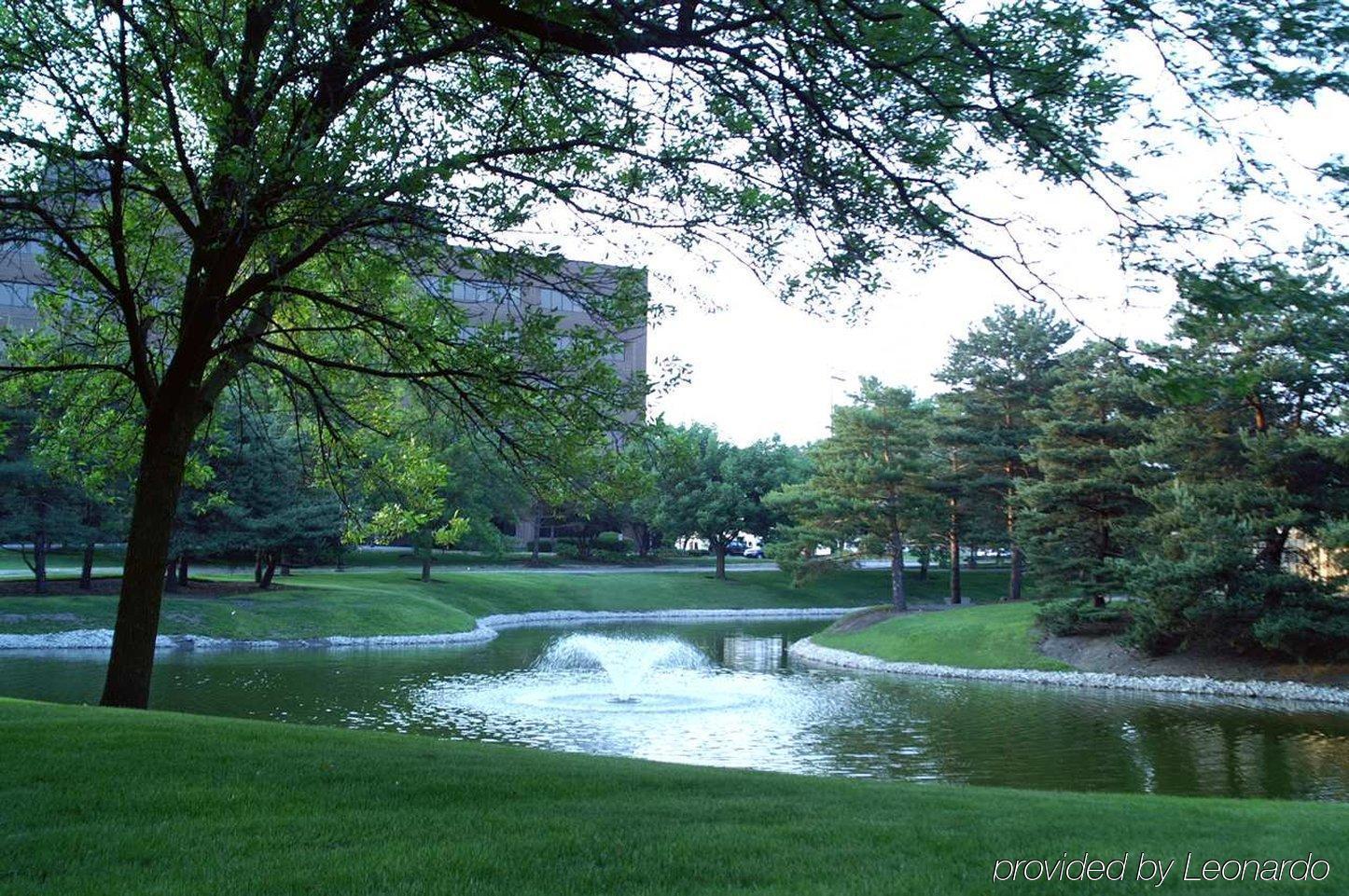 Doubletree By Hilton Chicago - Arlington Heights Ξενοδοχείο Ανέσεις φωτογραφία