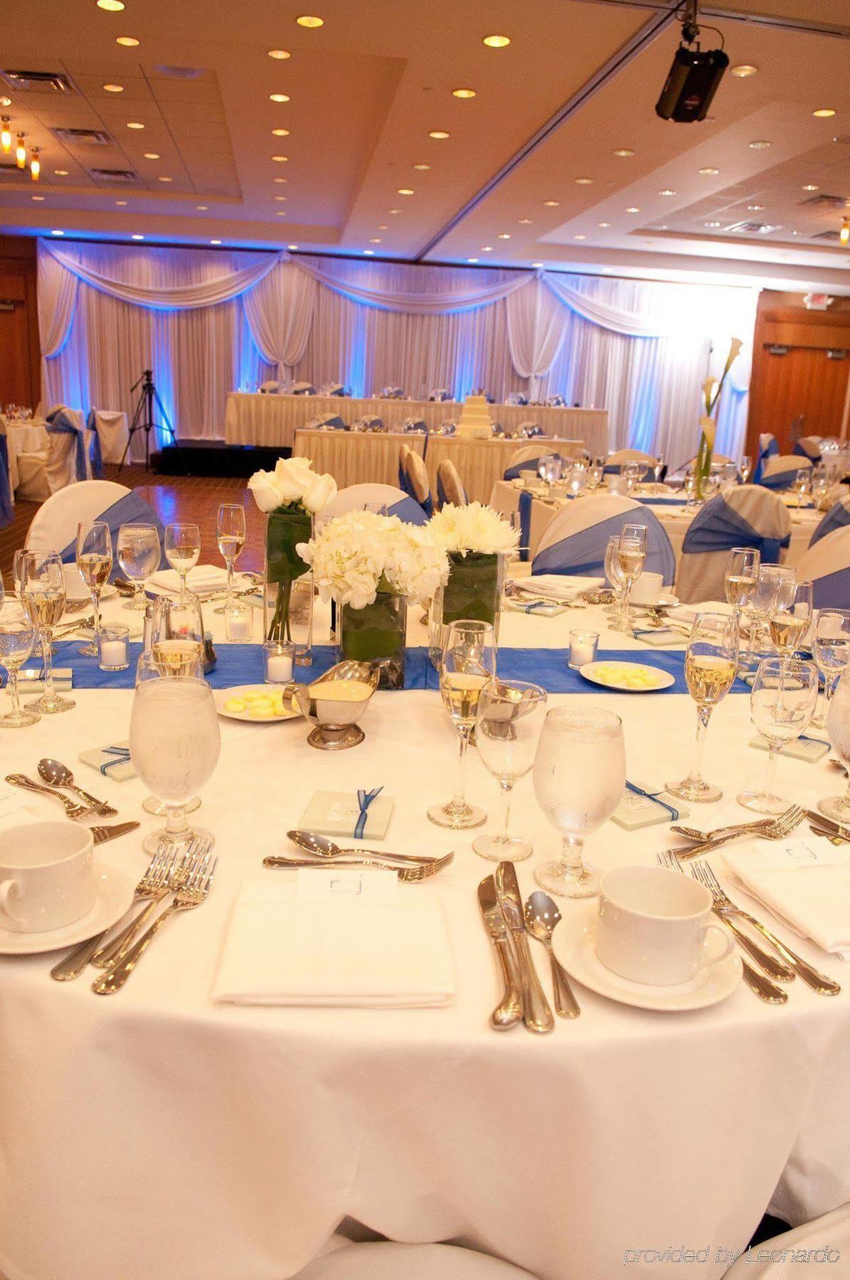 Doubletree By Hilton Chicago - Arlington Heights Ξενοδοχείο Εστιατόριο φωτογραφία